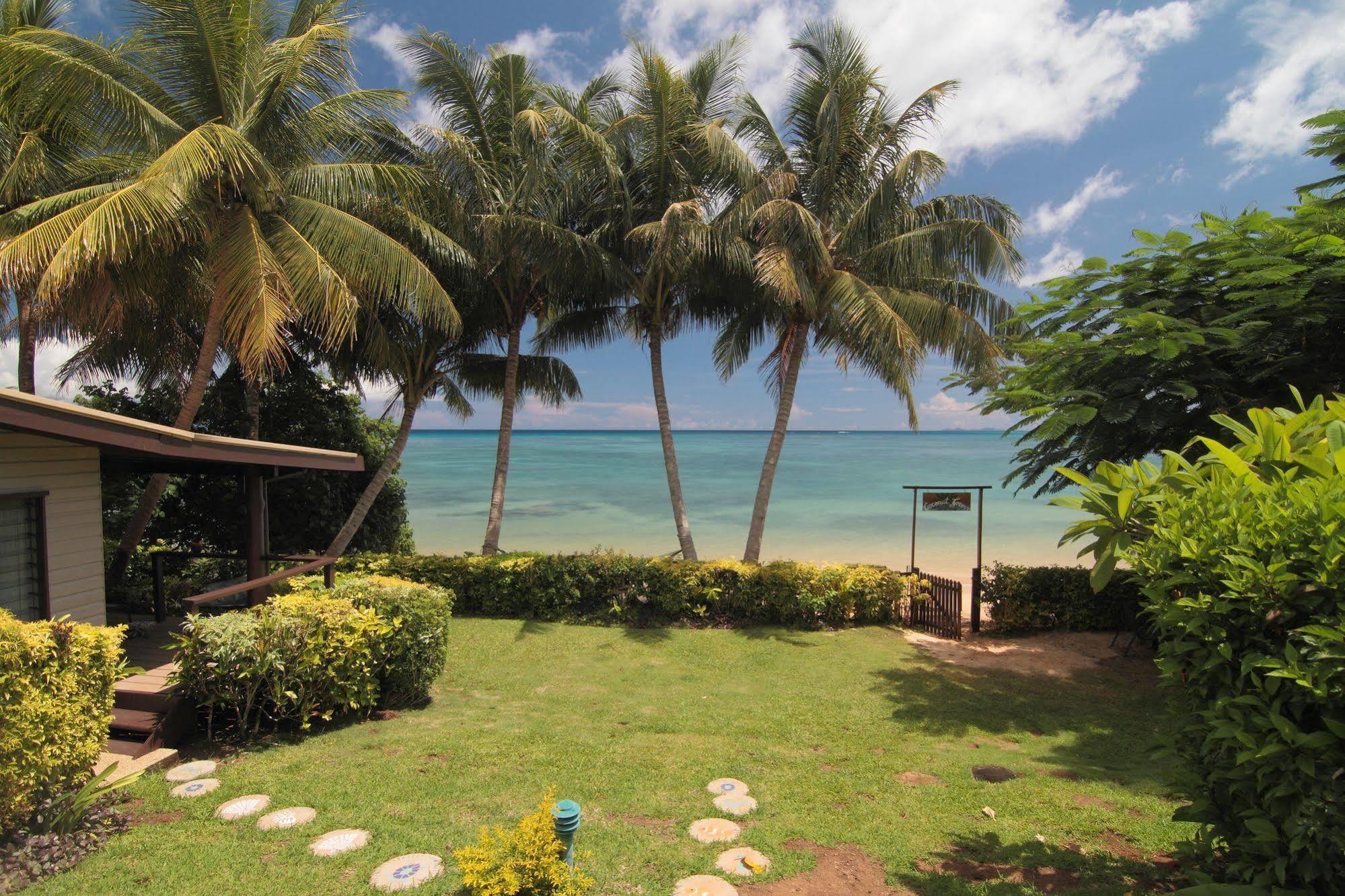 Coconut Grove Beachfront Cottages Matei Dış mekan fotoğraf