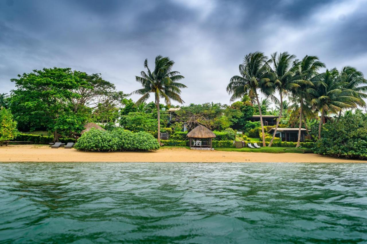 Coconut Grove Beachfront Cottages Matei Dış mekan fotoğraf